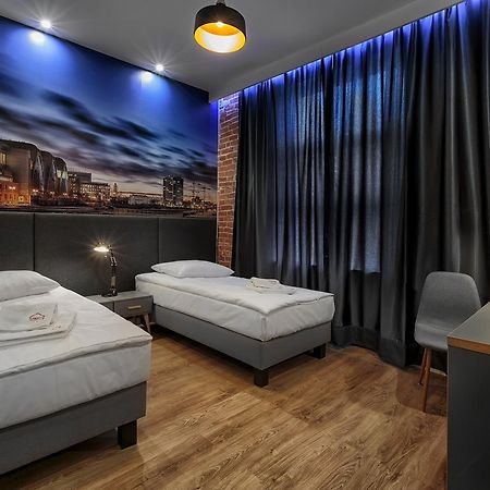 Апартаменти Adler Bed&Breakfast Лодзь Екстер'єр фото