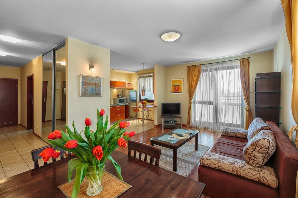 Апартаменти Adler Bed&Breakfast Лодзь Екстер'єр фото