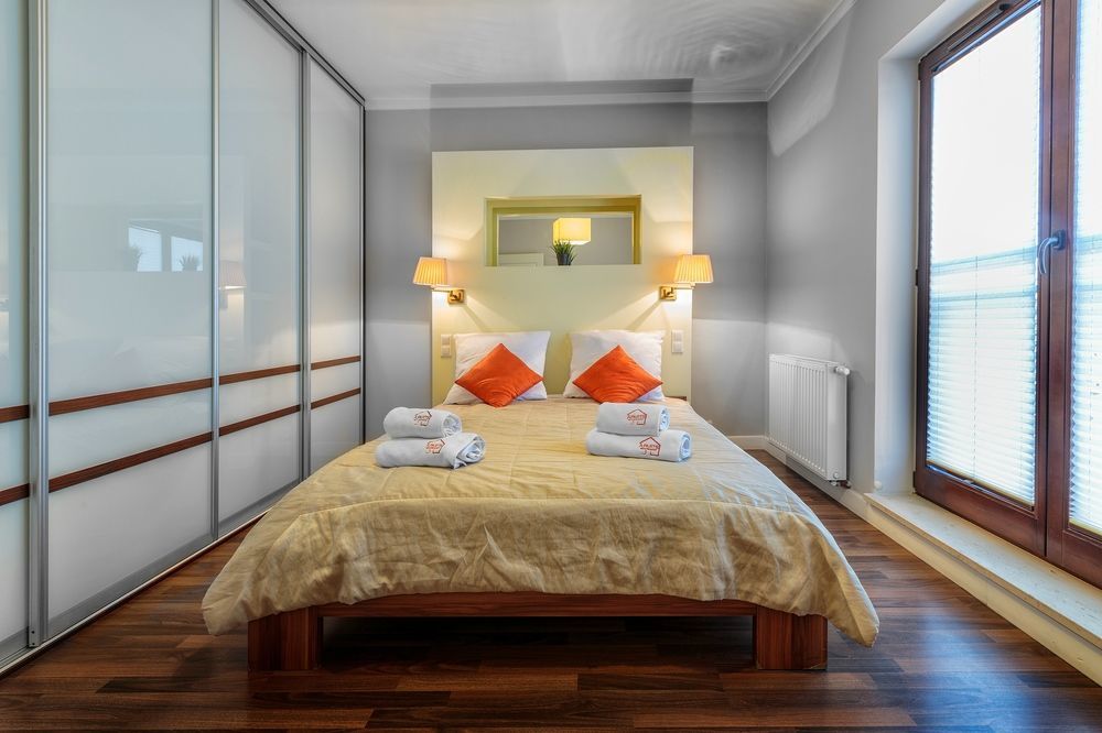 Апартаменти Adler Bed&Breakfast Лодзь Екстер'єр фото